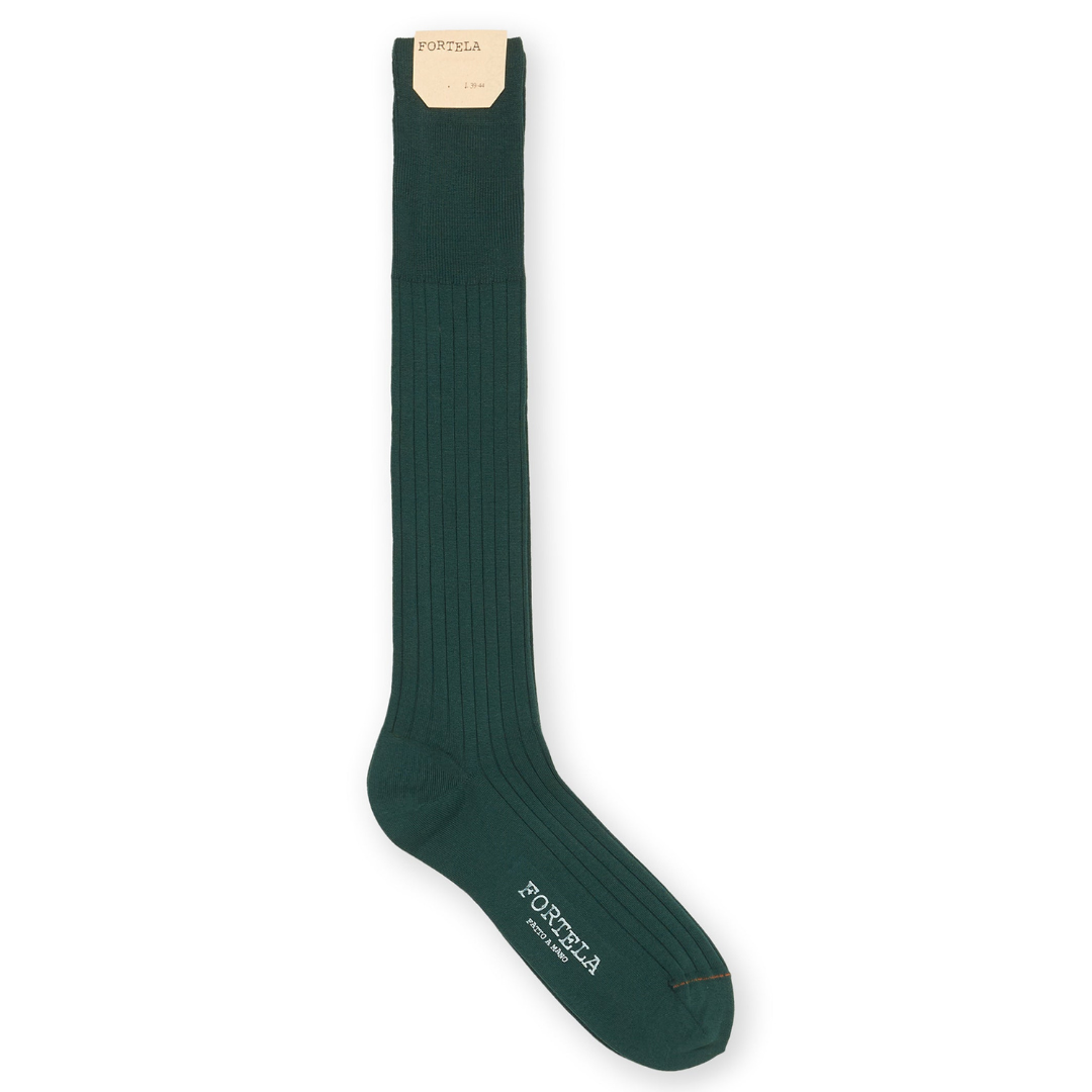 Fortela - Knee-Length Socks: Scottish Yarn M81 Military Green