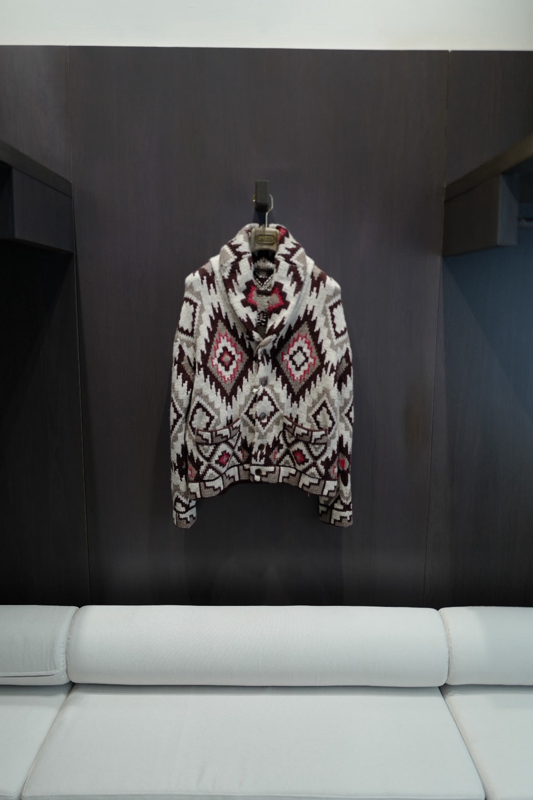 Fortela Walter Cardigan: The Art of Hand-Knitted Wool Sprezza Boutique
