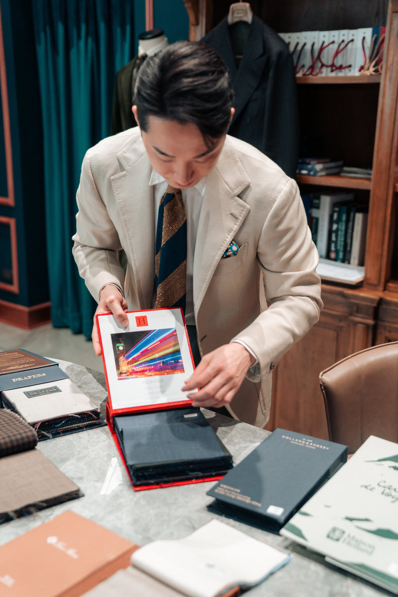 A Meaning Wardrobe from Sarto Kang’s Perspective