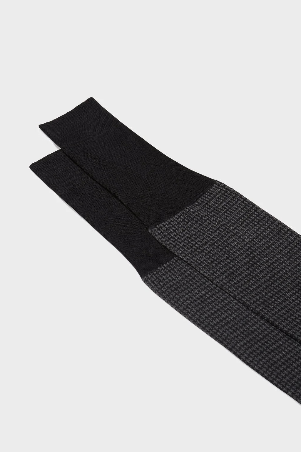 Bresciani - Calf Length Socks -  Leo 100% Cotton Socks | Dark Grey Houndstooth (013)