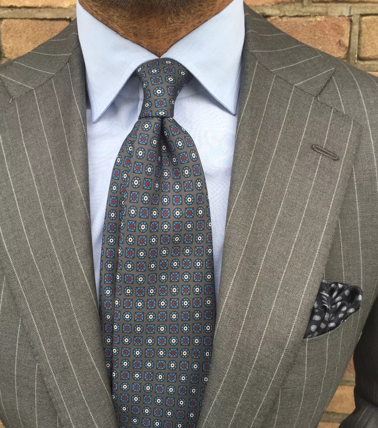 Viola Milano - Artisan Floral Handprinted SELFTIPPED SILK TIE - Grey